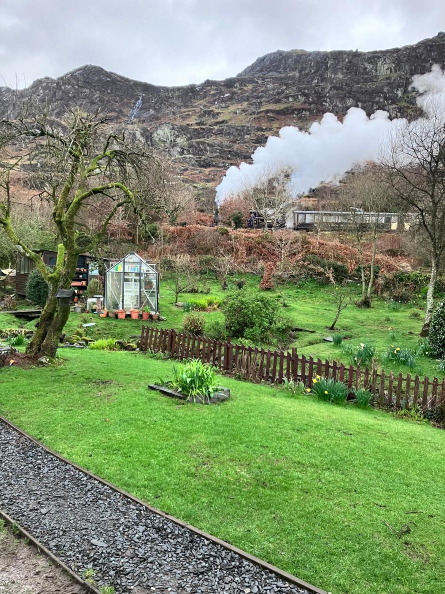 Bryn Elltyd Eco House ξενώνας Blaenau Ffestiniog Εξωτερικό φωτογραφία